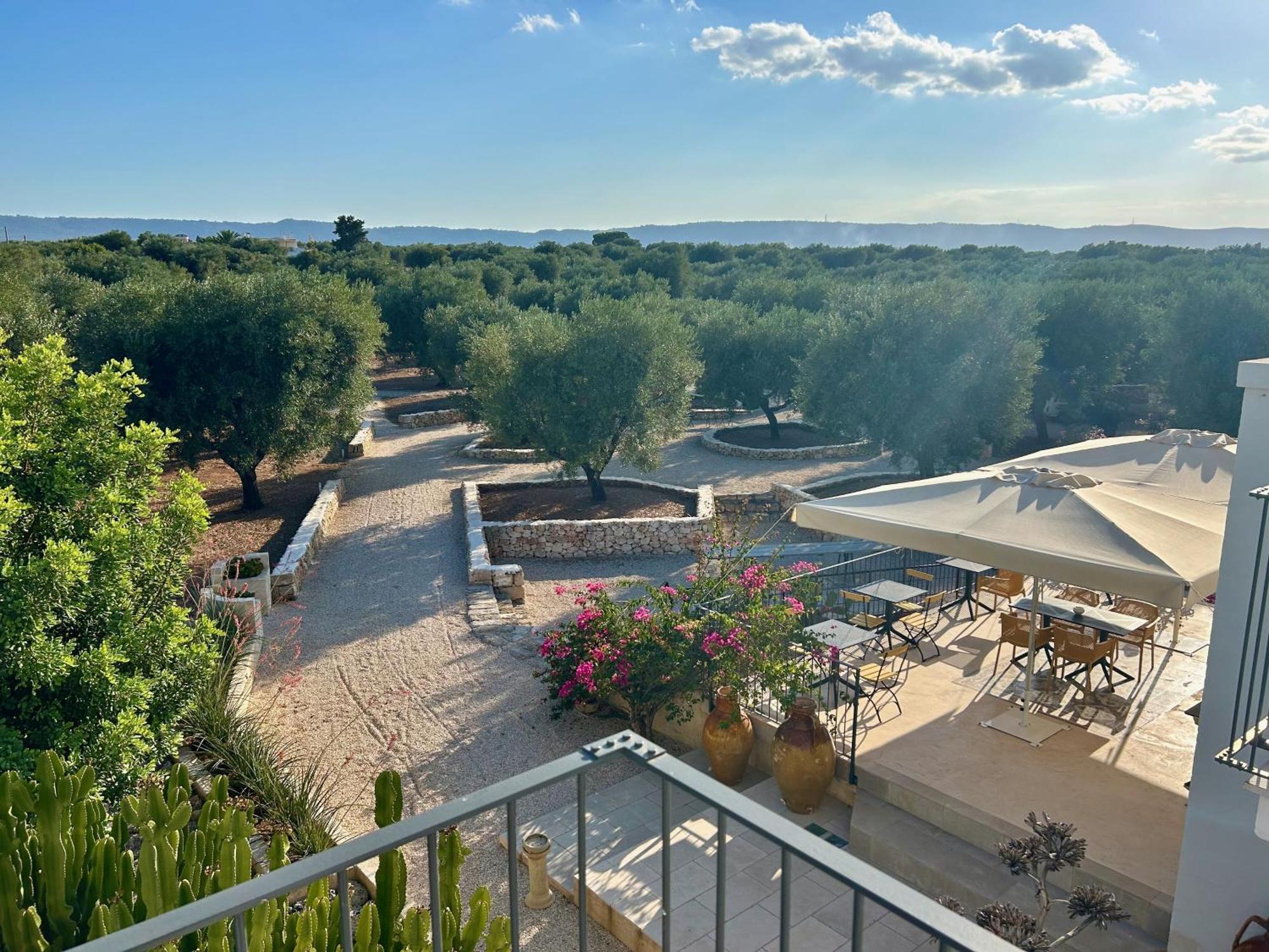 Boutique Hotel Masseria Sottomasi Savelletri Luaran gambar