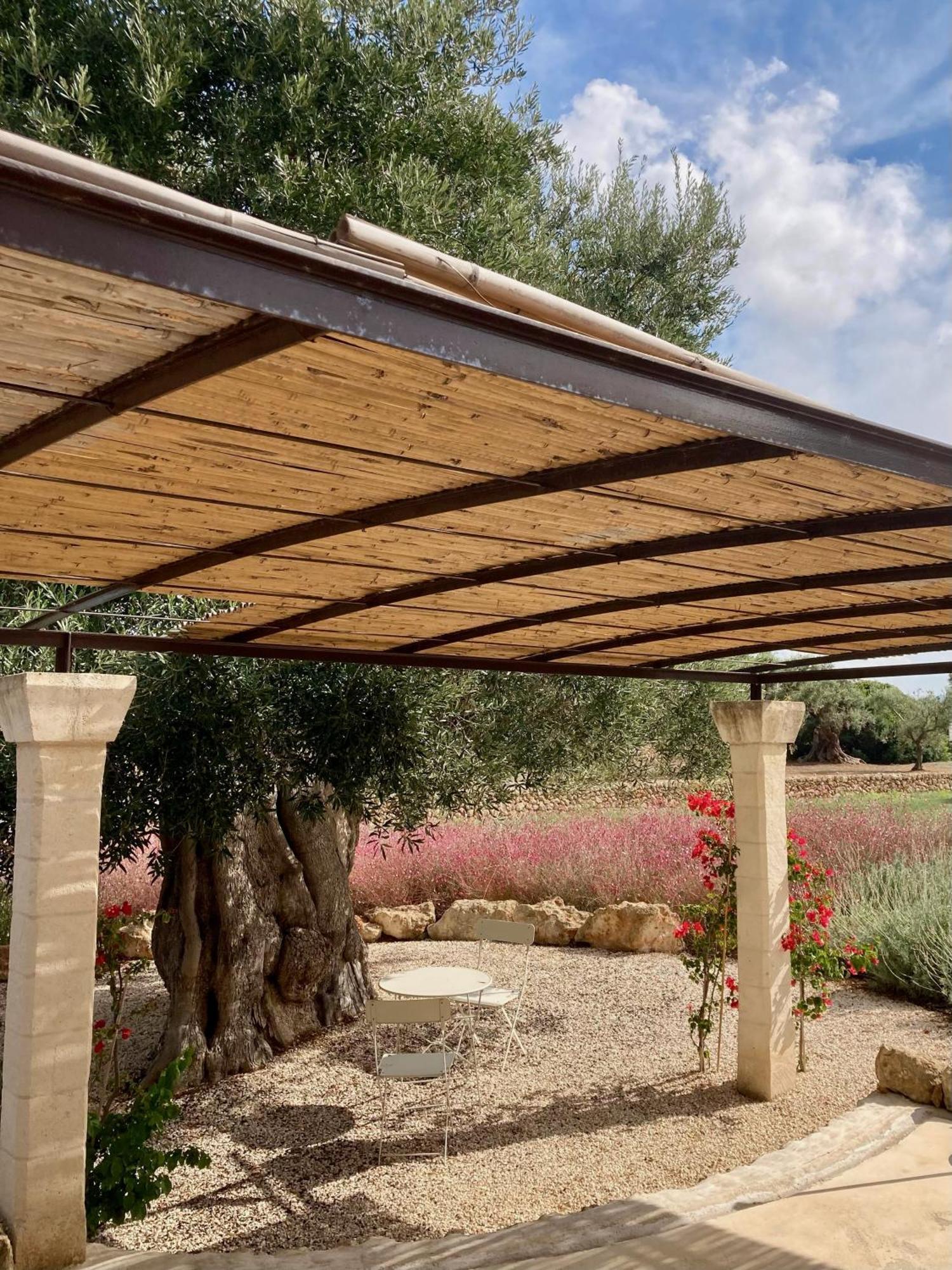 Boutique Hotel Masseria Sottomasi Savelletri Luaran gambar
