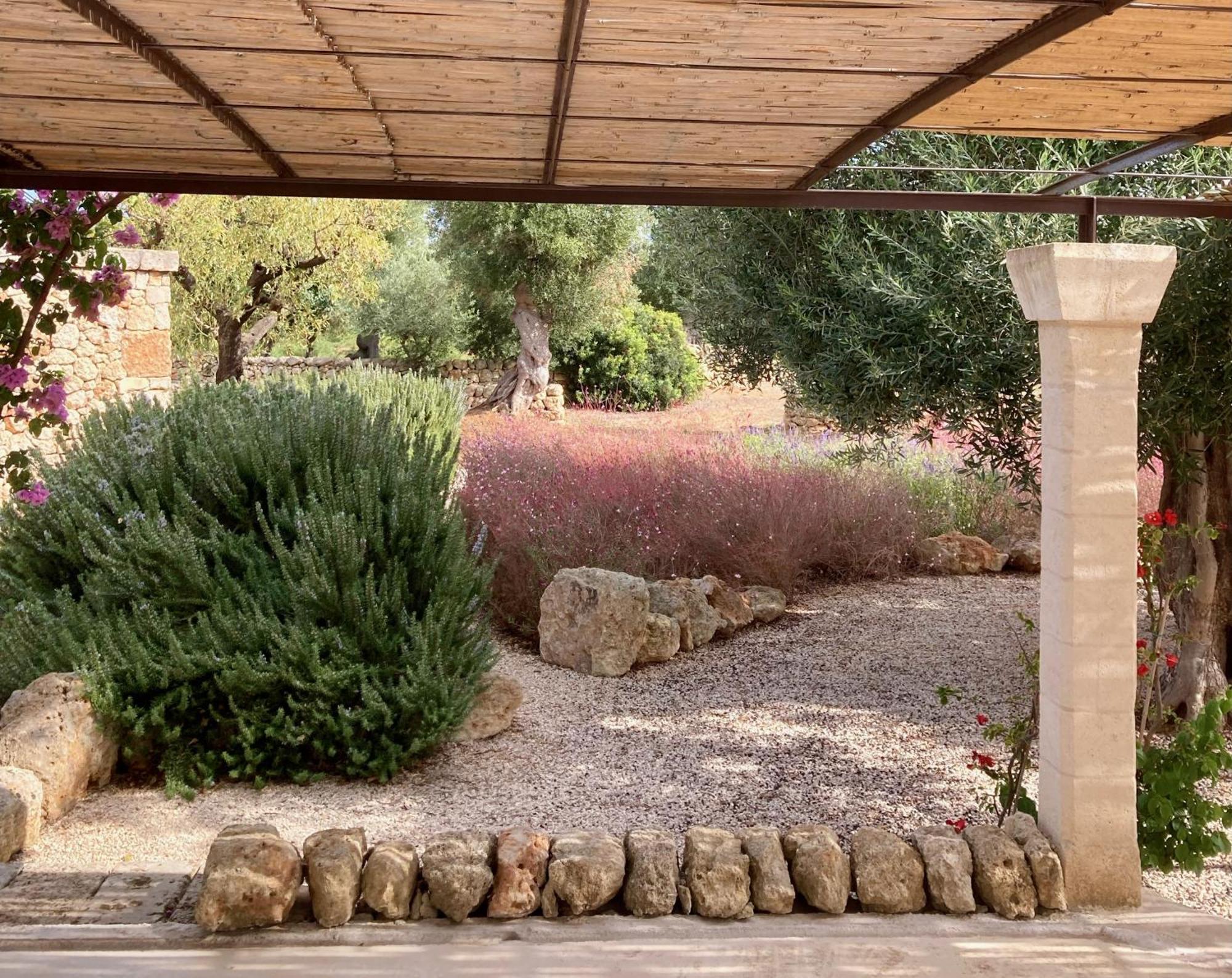 Boutique Hotel Masseria Sottomasi Savelletri Luaran gambar
